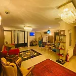 Saint John Hotel 3*