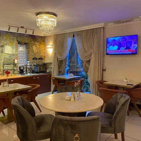 Saint John 3* סלצ'וק