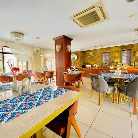 Saint John Hotel