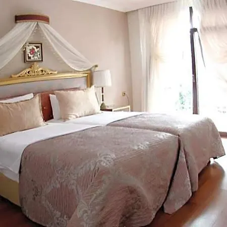 فندق Saint John 3*