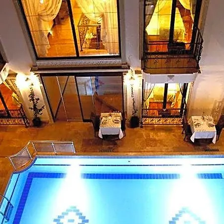 فندق Saint John 3*