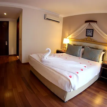 Hotel Saint John 3*