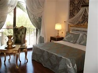 Saint John Hotel